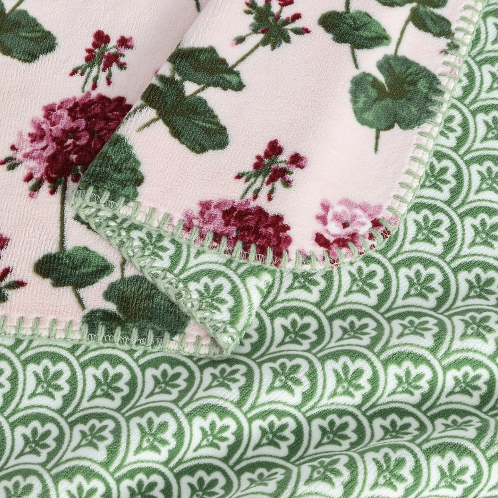 Laura Ashley Coco Plush Reversible Throw Blanket 60in X 70in - Picture 3 of 5